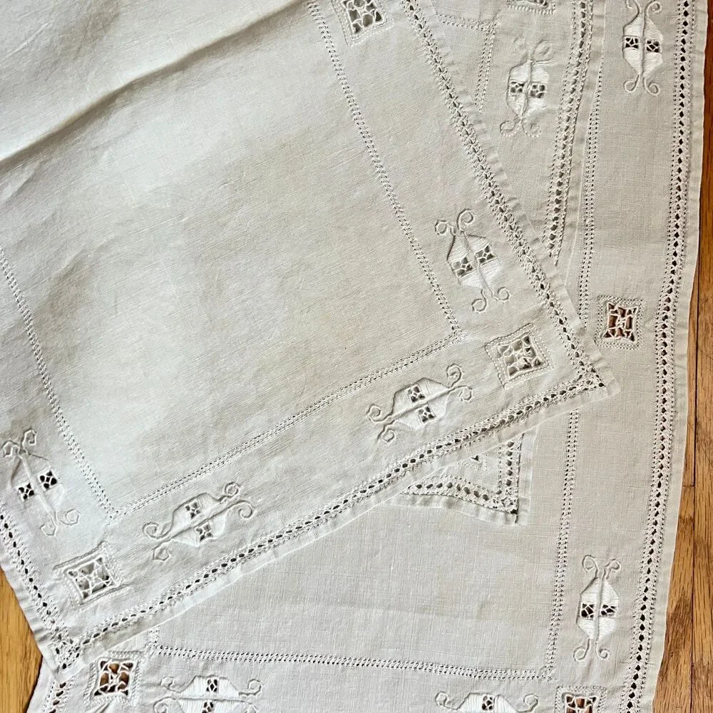 Vtg Table Linen Lot Filet Crochet Cloth Linen 7 Placemats